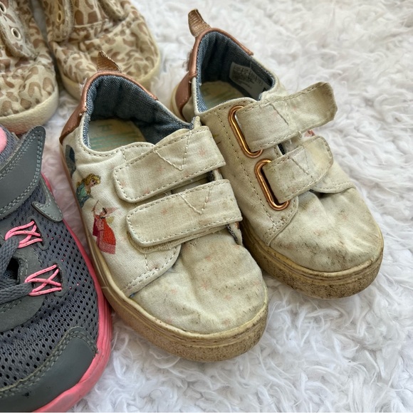 7 Baby Toddler Shoes Hunter Nike Toms Children's Place Crazy 8 Converse Sz 7 - Picture 4 of 16